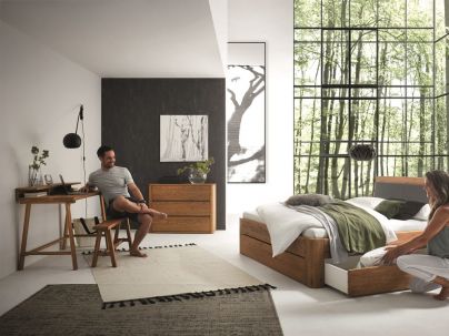 Banquette Vecio Puro en chêne massif, Hasena fabricant Suisse. Meuble pour la chambre. Le Monde du Lit