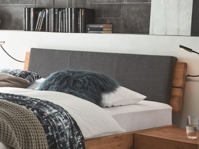 HASENA - Lit en bois massif