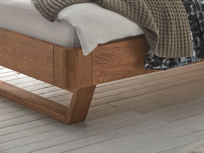 Lit Skido en chêne massif, Hasena fabricant Suisse. Meuble pour la chambre. Le Monde du Lit