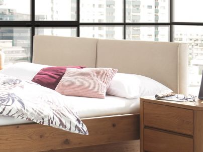 Lit Lovie en chêne massif, Hasena fabricant Suisse. Meuble pour la chambre. Le Monde du Lit