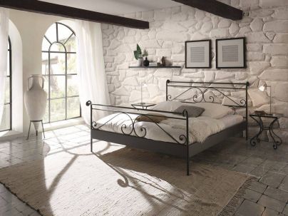 Lit Cerete en fer forgé. Hasena. Meuble haut de gamme.