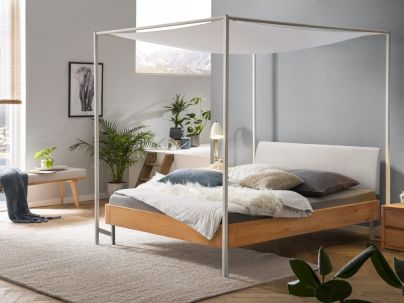 Lit baldaquin Oak Cielo en chêne massif, Hasena fabricant Suisse. Meuble pour la chambre. Le Monde du Lit