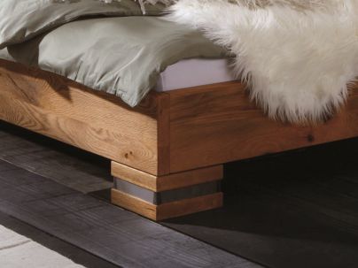Lit Cadro Onito en bois de chêne noueux massif haut de gamme | Le Monde du Lit