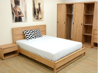 Lit Europa en hevea massif de qualité. Fabrication artisanale.