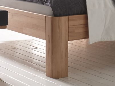 Lit Aska en hêtre massif, Hasena fabricant Suisse. Meuble pour la chambre