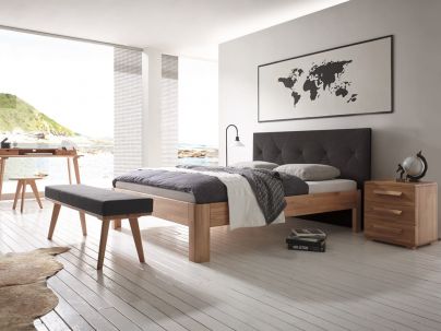 Lit Aska en hêtre massif, Hasena fabricant Suisse. Meuble pour la chambre