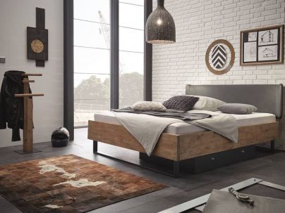 Valet Claudio Vintage en chêne sauvage massif, Hasena fabricant Suisse. Meuble pour la chambre