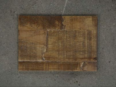 Echantillon pour votre meuble en hévéa de la Collection Factoria.