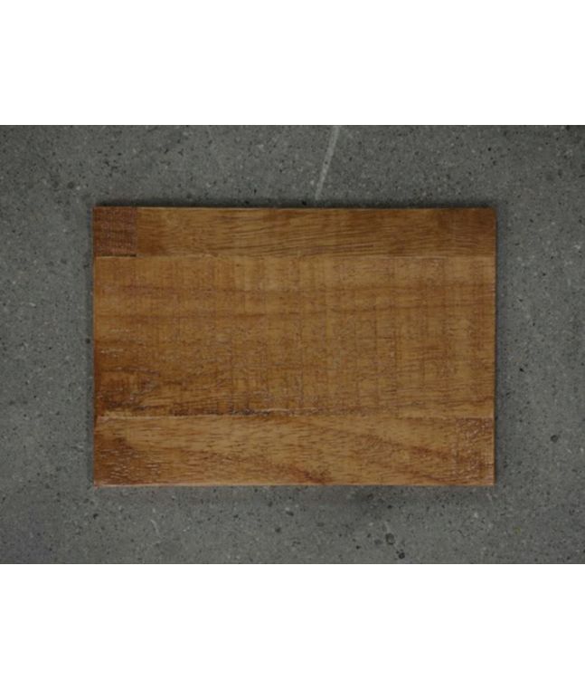 Echantillon pour votre meuble en hévéa de la Collection Industria.