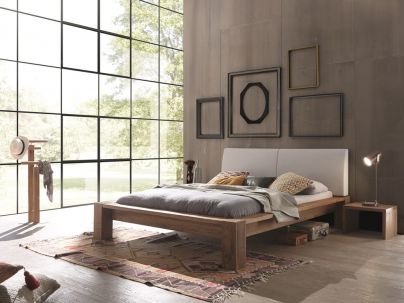 Chevet Osta en chêne sauvage massif, Hasena fabricant Suisse. Meuble pour la chambre