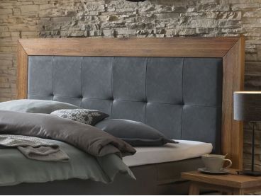 Zoom sur la tête de lit du lit Rustico boxspring