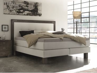 Lit boxspring Memphis en bois d'acacia massif