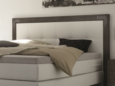 HASENA - Zoom sur la tête de lit du lit Nevada boxspring