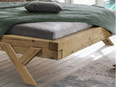 Lit Arthur 10 en epicea massif haut de gamme, meuble pour la chambre. Le Monde du Lit