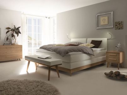 Chevet Elegant Noma 2 en chêne massif, Hasena fabricant Suisse. Meuble pour la chambre