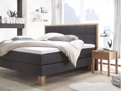 Lit boxspring Cottage en chêne massif, Hasena fabricant Suisse. Meuble pour la chambre