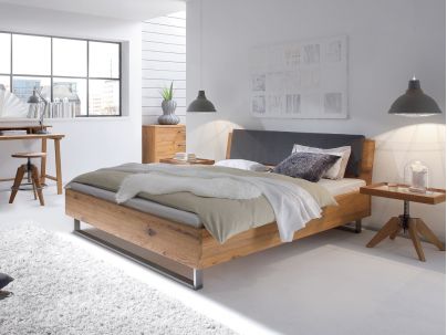 Chevet Carpi Wild en chêne sauvage massif, Hasena fabricant Suisse. Meuble pour la chambre