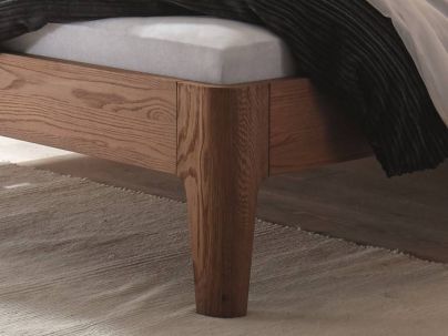 Lit Lisio en bois de chêne massif haut de gamme | Le Monde du Lit