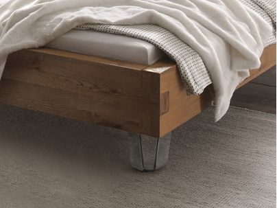 Lit Pilatus Jeno en chêne noueux naturel massif  | Collection Oak Wild | Le Monde du Lit