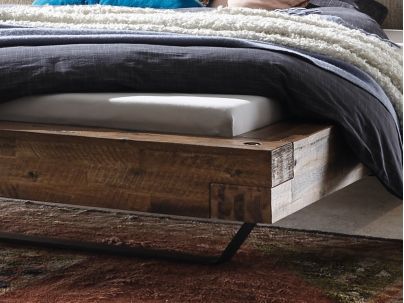 Lit Opéra en acacia massif, Hasena fabricant Suisse. Le Monde du Lit