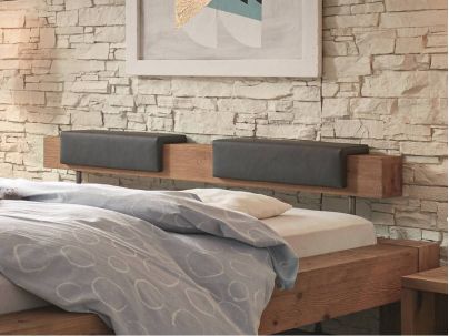 Lit Bormio en chêne sauvage massif, Hasena fabricant Suisse. Meuble pour la chambre. Le Monde du Lit