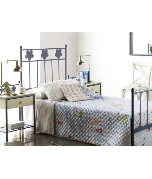 Lit Venecia en fer forgé. Meuble design pour la chambre. Le Monde du Lit