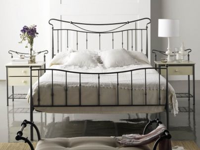 Lit Mar en fer forgé haut de gamme. Meuble pour la chambre. Le Monde du Lit