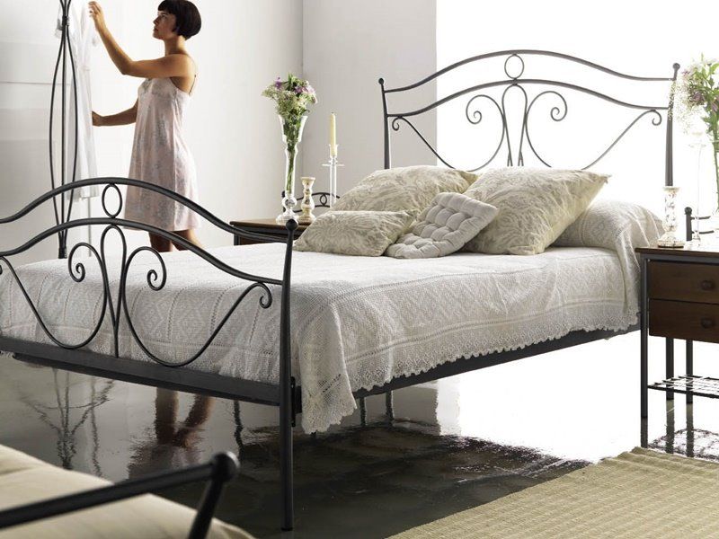 Lit Viena en fer forgé haut de gamme. Meuble pour la chambre. Le Monde du Lit