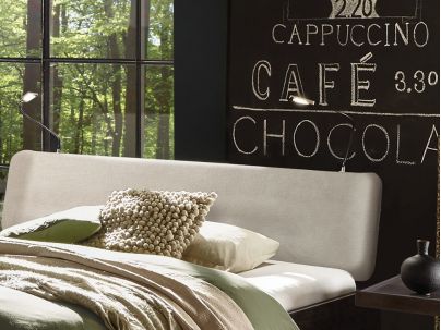 HASENA - Lit en bois massif