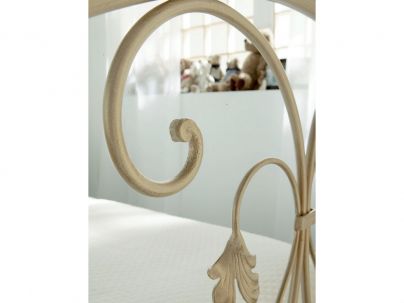 Lit Paloma en fer forgé. Meuble design pour la chambre. Haut de gamme.