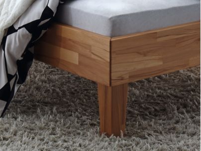 Lit Juve en hêtre massif  | Collection Woodline | Le Monde du Lit