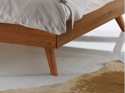 Lit Masi en chêne massif  | Collection Woodline | Le Monde du Lit
