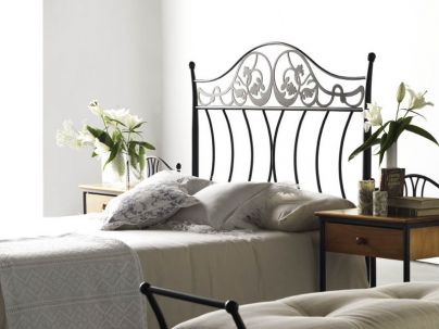Tête de lit Milan en fer forgé. Meuble design pour la chambre. Le Monde du Lit