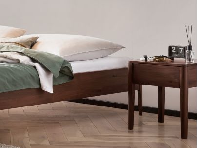 HASENA - Lit en bois massif