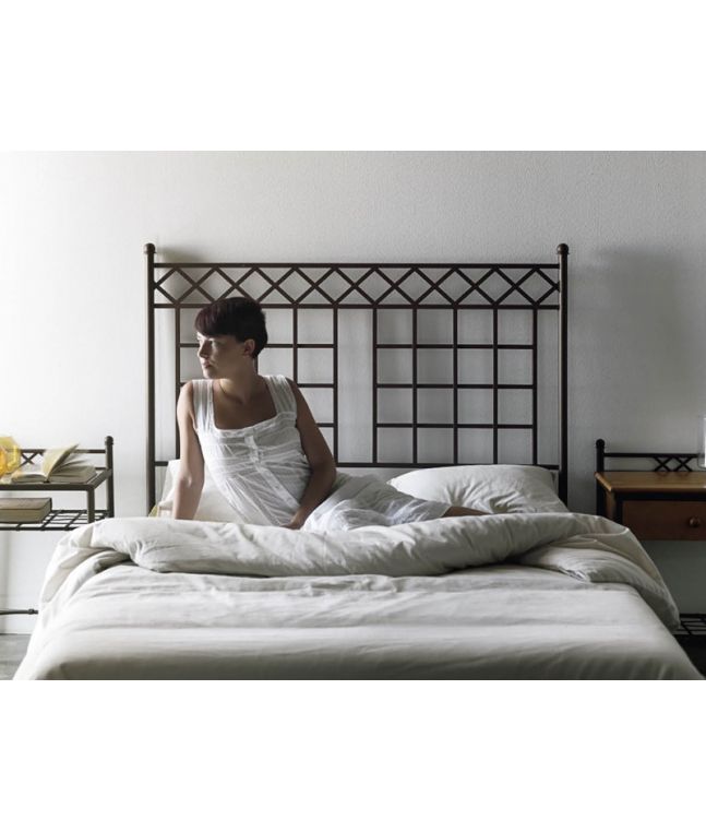 Tête de lit Toledo en fer forgé. Meuble design pour la chambre. Le Monde du Lit
