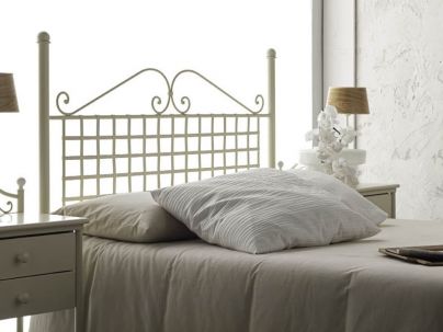 Tête de lit Ana en fer forgé. Meuble design pour la chambre. Le Monde du Lit