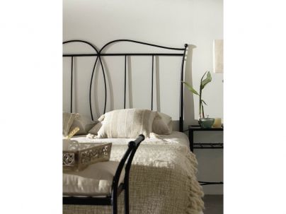 Tête de lit Alba en fer forgé. Meuble design pour la chambre. Le Monde du Lit