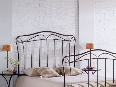 Tête de lit Dalia en fer forgé. Meuble design pour la chambre. Le Monde du Lit