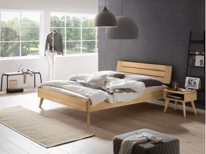 Lit Rubiera en chêne bright massif haut de gamme de notre collection LOUNGE