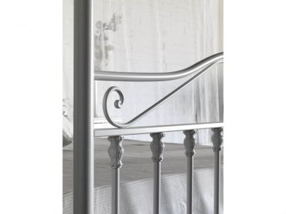 Lit baldaquin Africa en fer forgé haut de gamme. Meuble pour la chambre. Le Monde du Lit