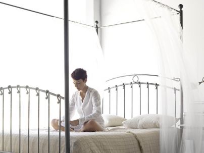 Lit baldaquin Sofia en fer forgé haut de gamme. Meuble pour la chambre. Le Monde du Lit