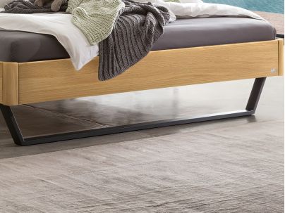 Lit Tresali en chêne bright massif haut de gamme de notre collection LOUNGE