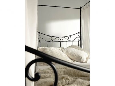 Lit baldaquin Conos en fer forgé haut de gamme. Meuble pour la chambre. Le Monde du Lit