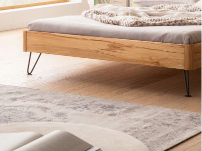 Lit Lugano en hêtre noueux massif haut de gamme de notre collection LOUNGE