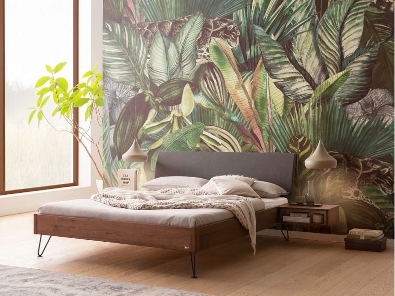 HASENA - Lit en noyer massif