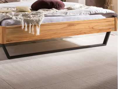 Lit Fossoli en hêtre noueux naturel massif haut de gamme de notre collection LOUNGE