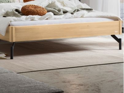 Lit Broni en chêne bright massif haut de gamme de notre collection LOUNGE