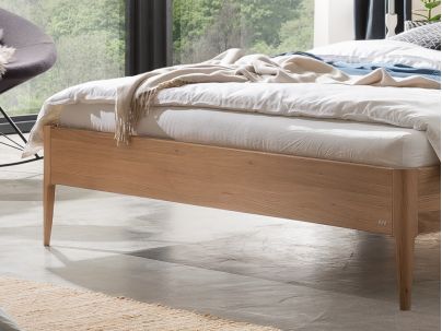 Lit Fanano en chêne bright massif haut de gamme de notre collection LOUNGE