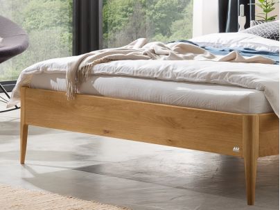 Lit Fanano en chêne noueux naturel massif haut de gamme de notre collection LOUNGE