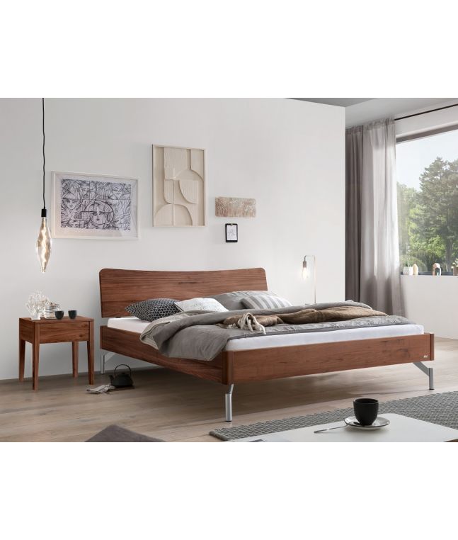 HASENA - Lit en noyer massif